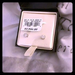 1 carat REAL Diamond earrings 14kt white gold